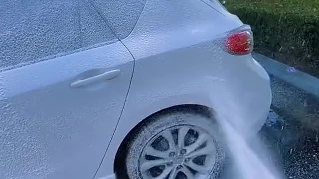 Foam sprayer for car washing, foam for high-pressure car washing machine