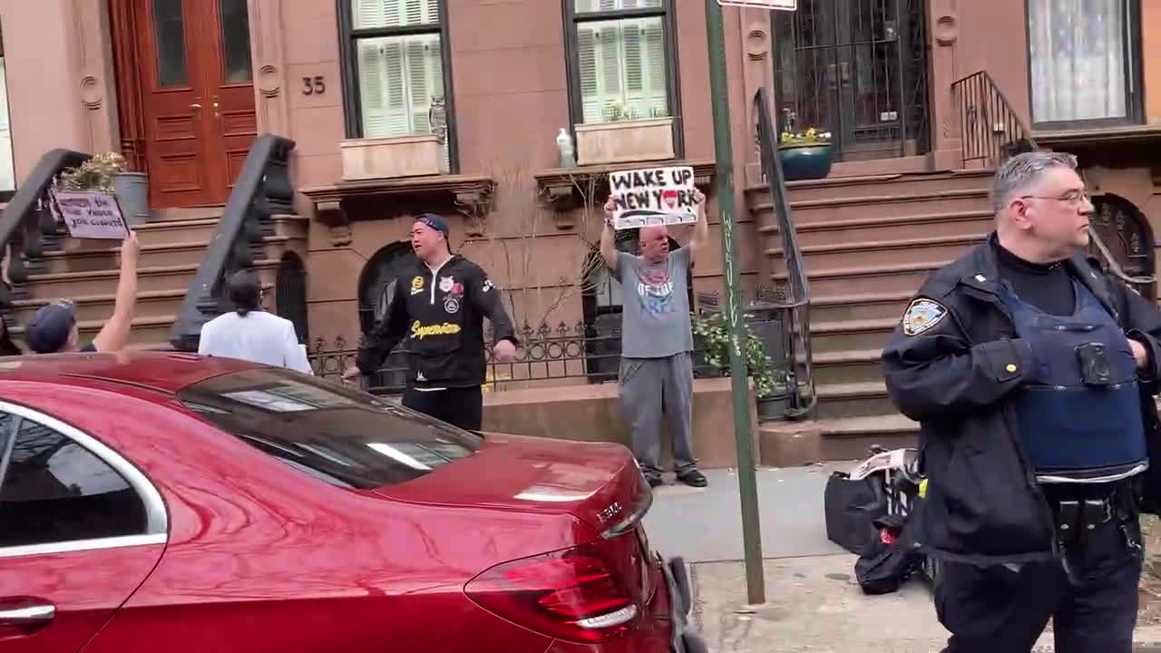 NEW YORKERS File an open air complaint with Health Commissioner 13th April