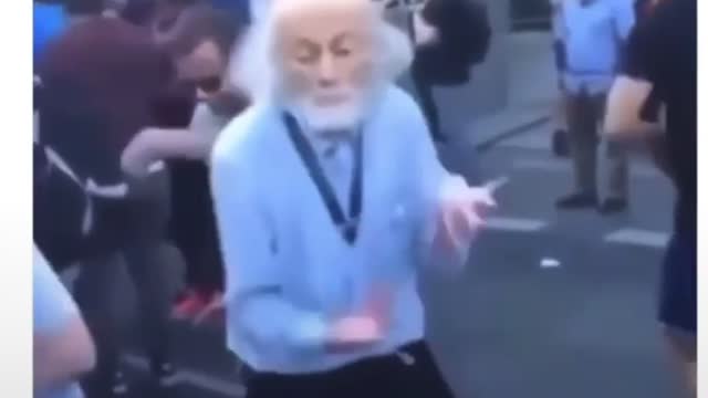 Um dia você vai enjoar dessas festas/ EU COM 80 anos