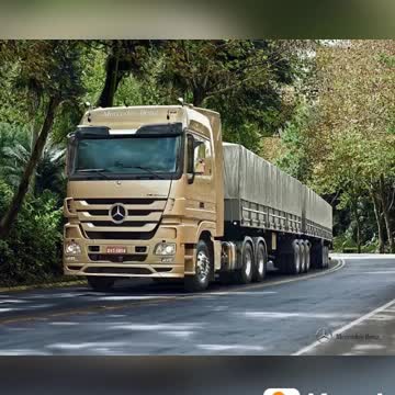 caminhoneiro na estrada