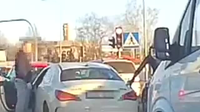 The owner of the car is too helpless when it comes to this.