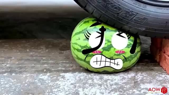 Doodles experiment-car vs-hulk-watermelon-coca-cola-crushing crunchy-soft things by car-doodles