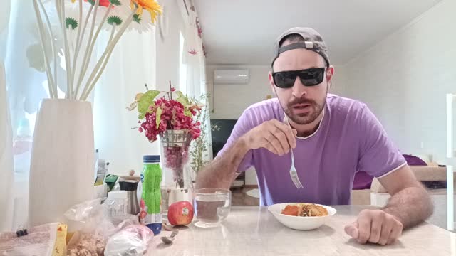 Mug bang - manger des poivrons farcis