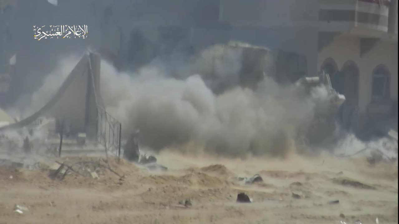 Palestinian Resistance Destroying IDF Soldiers In Vehicles In Rafah