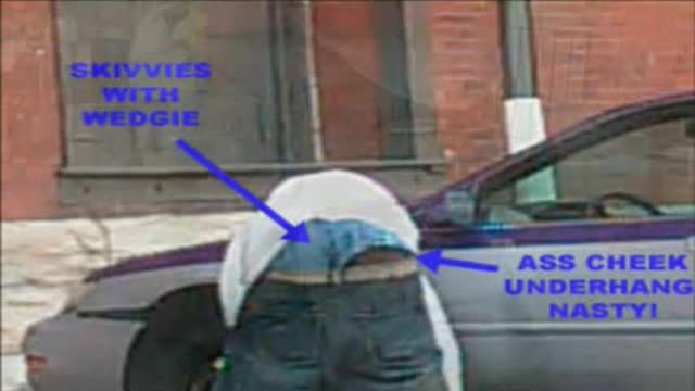 PULL UP YOUR SAGGING PANTS!