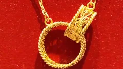 Double ring necklace