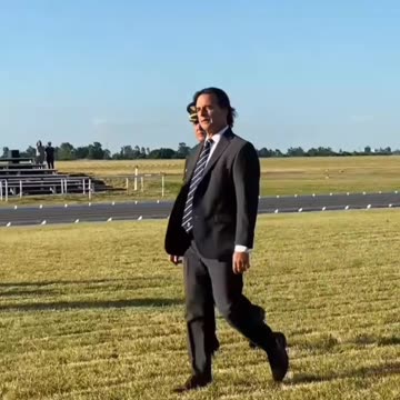 Lacalle Pou asistió a la clausura de cursos y graduación 2024 de la Escuela Militar de Aeronáutica