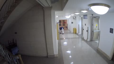 3234LHOBBAStair4_2021-01-05_20h00min02s837ms.mp4