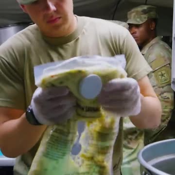This is how army culinary specialists cook for 800 soldiers.