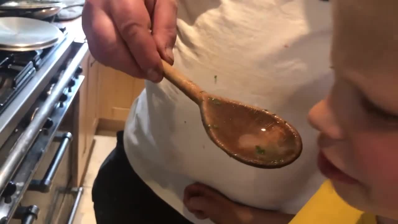 Outragous over the top cockney dinner part 2