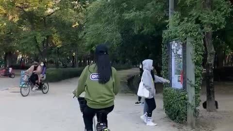 riding a bicycle in Seoul Forest