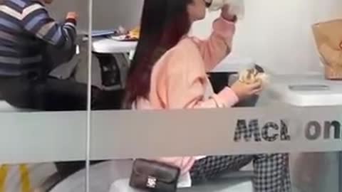 Stop it 😅🤣🤣🤣