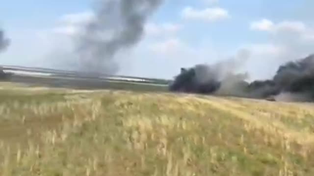 Ukraine War - Retreating column of Ukrainian armored vehicles