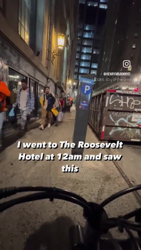 🚨🚨🚨 Illegals being dropped off in NYC. ALL MILITARY AGED MALES.