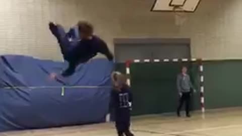 The best fails landing jump fall