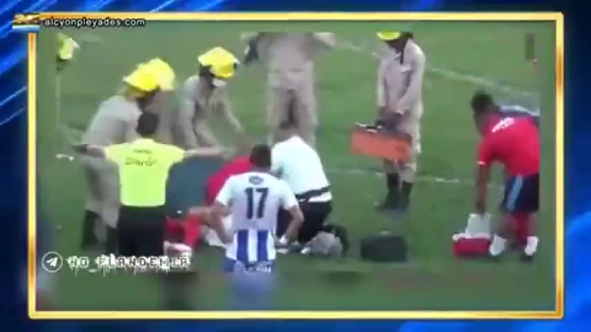 PERCY CASTRO - ARSENAL SAO - COLLAPSED IN FULL PLAY