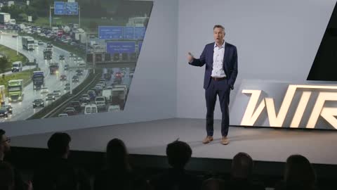 Daniele Ganser: Propaganda – kaip valdomi mūsų jausmai ir mintys