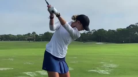 Got to see this Woman’s Swing - Want an easy swing - Check Description