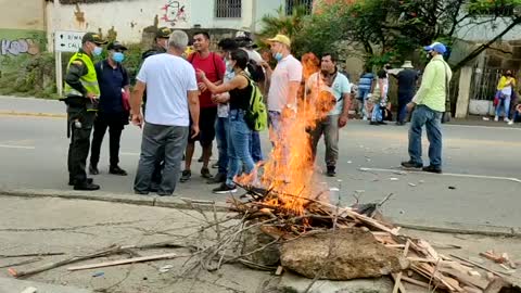 San Gil Vía Paro Nacional 28A Santander