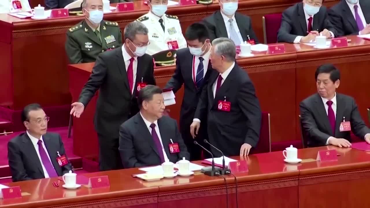 Chinese former President Hu Jintao was unexpectedly escorted out of party congress