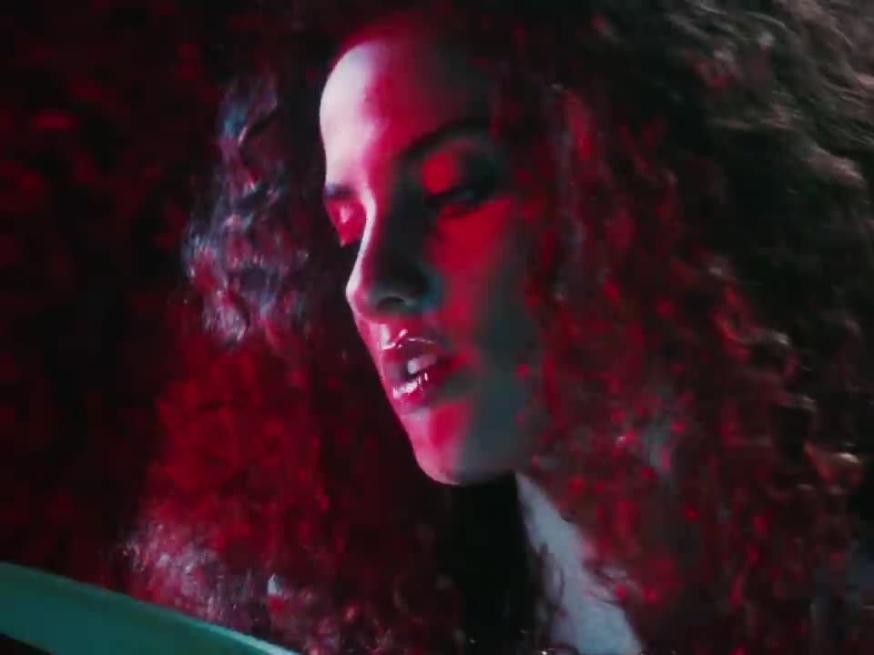 Sofie Dossi - BUNNY Official Music Videop2