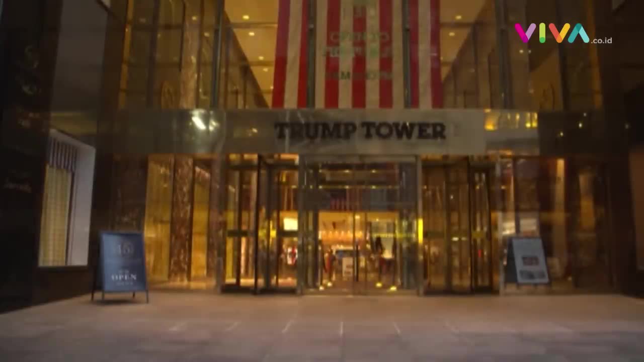 Akhirnya...! FBI Gruduk dan acak2 rumah donald trum