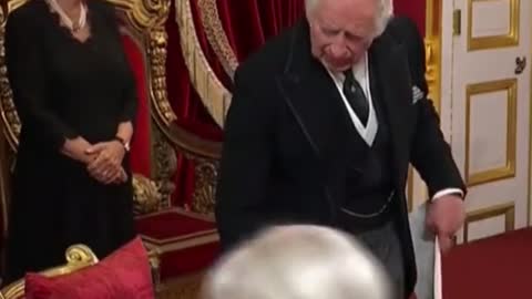 King Charles asks to clean his office