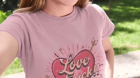 Love Struck Tee | GET IT NOW!