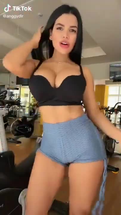 sexy girl tik tok, sexy tik toks, sexy tiktok, tik tok boom boom challenge, sexy women