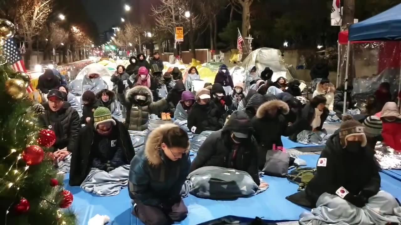 20200103_V3_S02(_I-2bmBg6k8)온화하시기만 하였던 커피목사님의 이 외침에 많은분이 같이 동참하다