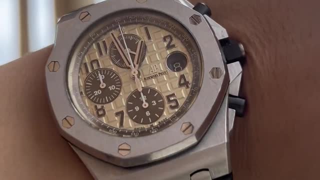 Audemars Piguet Royal Oak Offshore Rare cream-colored dial