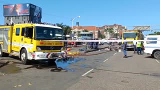 Fire at Cambridge store in Durban CBD 2