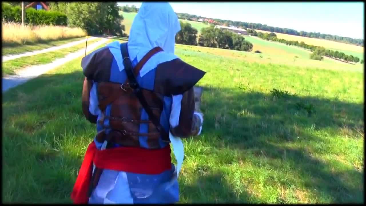 ASSASSIN'S CREED 4 in Real Life [Public Pranks]