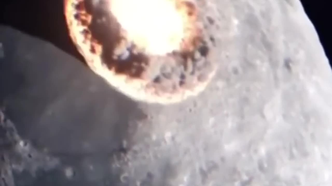 Asteroid ☄️ Hitting The Moon! #lunarsurface # telescope #rumble #viral #trending