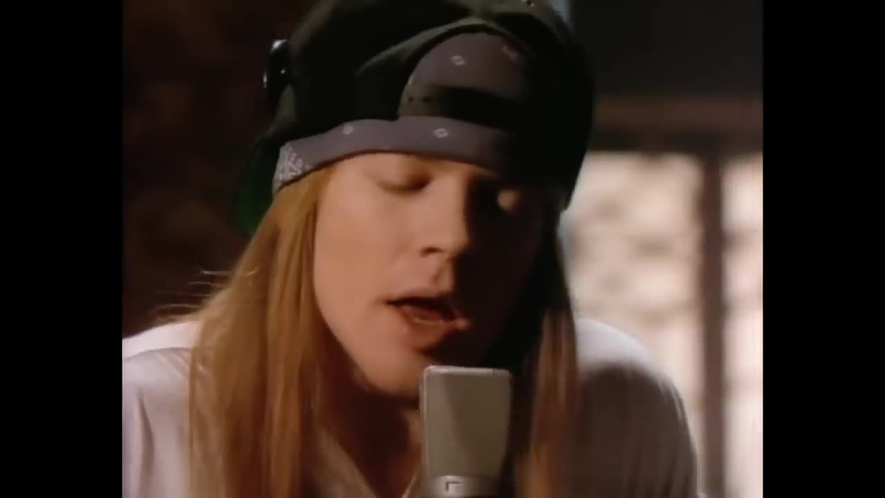 Guns N' Roses - Patience (Official Video)