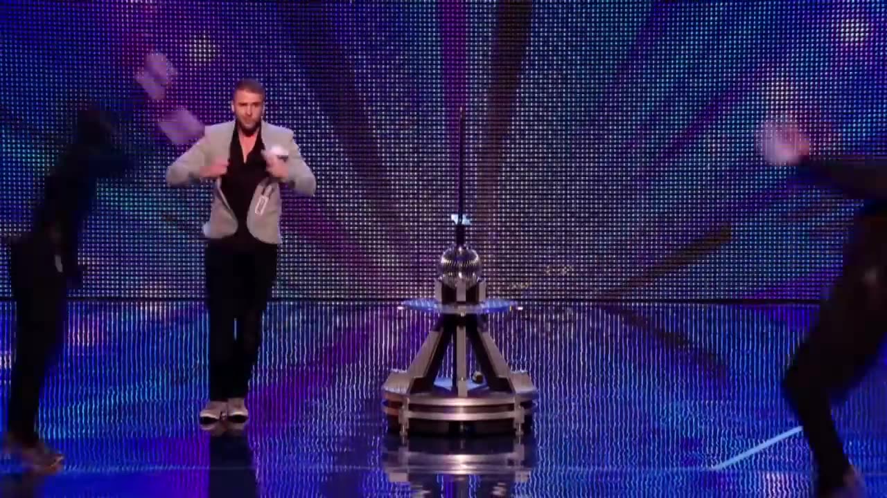 Could_it_be_magic_with_James_More!___Week_7_Auditions___Britain_s_Got_Talent_2023(720p)