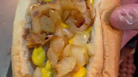 Salad beef sandwich