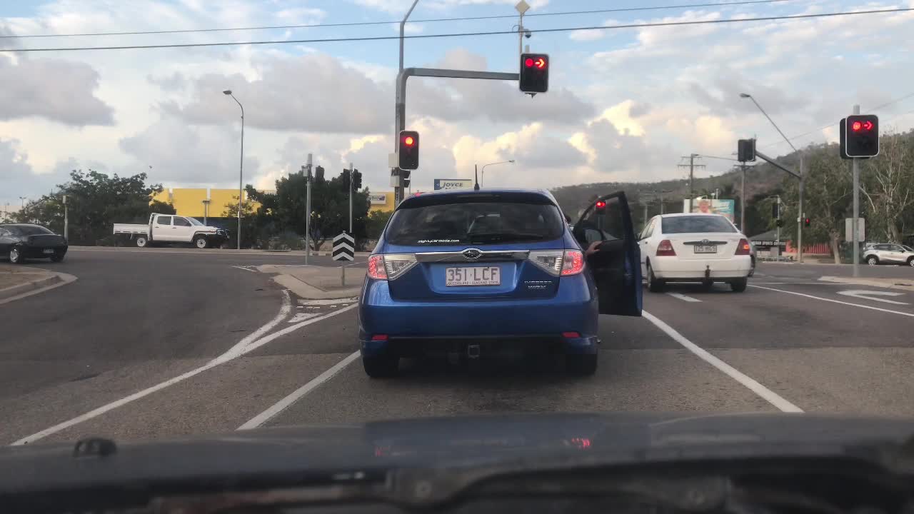 Townsville Dash Cam Crash by Police Evader