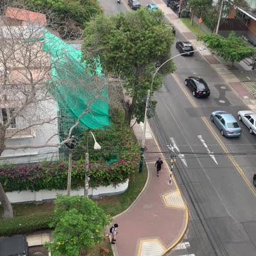 Perú Lima una ciudad pacífica. : Peru Lima a peaceful city.