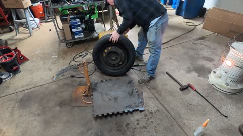 Mounting new tire for car