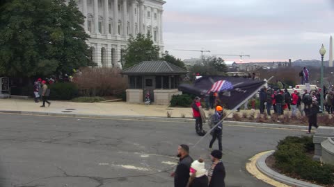 7214USCG00SenatePlazaOutbound_2021-01-06_16h49min23s017ms.mp4