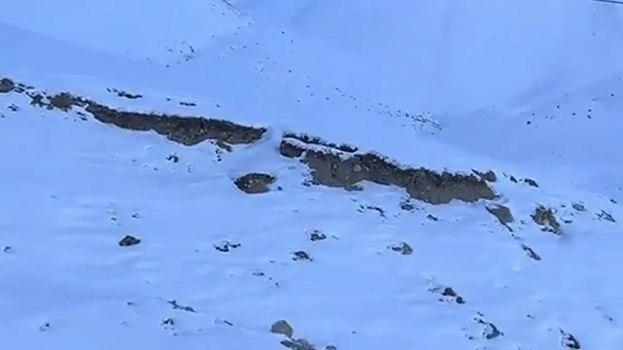 Heavy Snowfall on Babusar Top Gilgit Baltistan