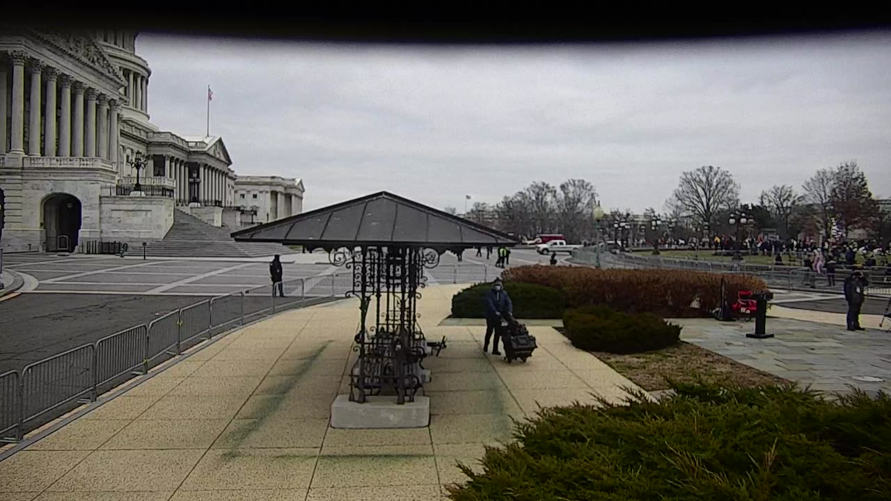 0675USCG00HousePlaza_2021-01-06_09h18min06s417ms.mp4