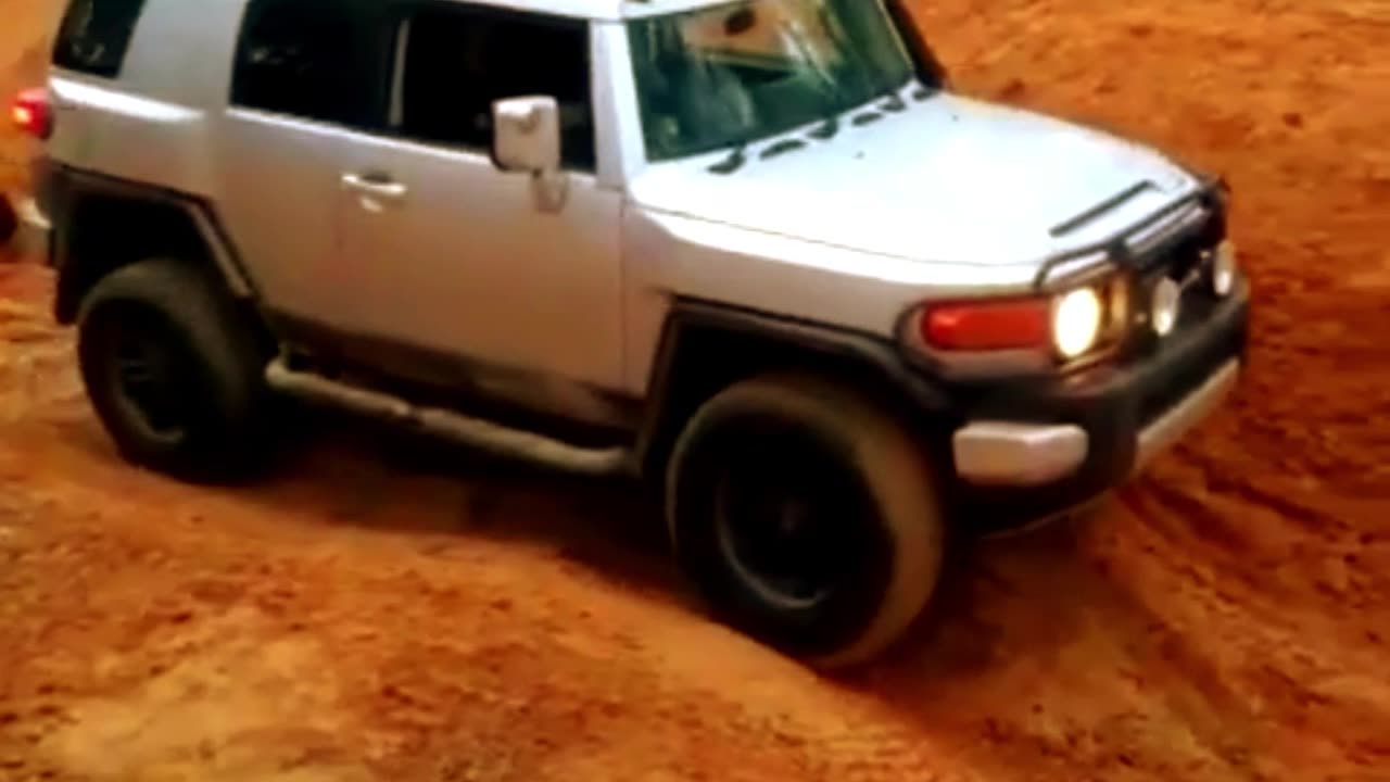 FJ Cruiser killing it in the Ocala National Forest - Jeep Fest 2023
