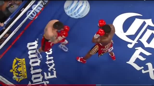 Broner vs Maidana Round 9