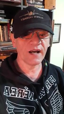 Petróleo (e gás) russo continua fluindo apesar das sanções - só que mais caro. #shorts