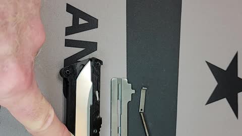 How and OTF (out the front) knife works
