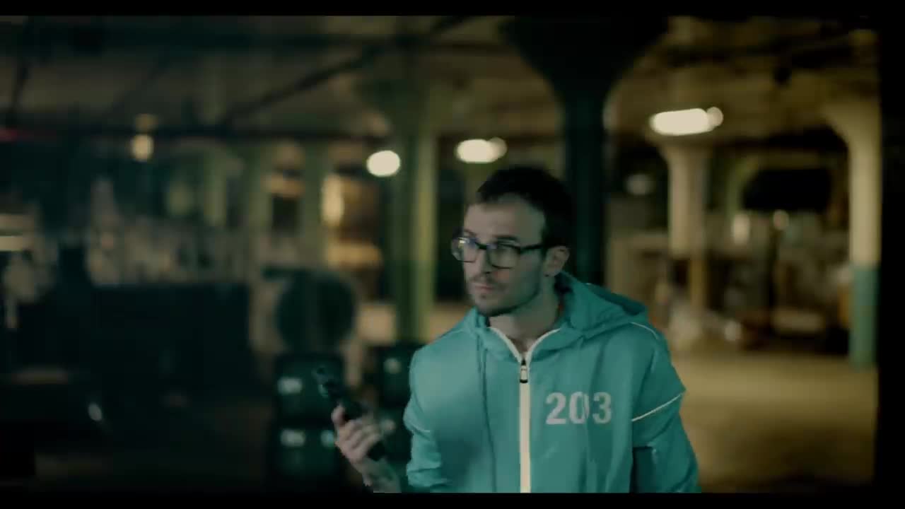 Chriss Webby video clip