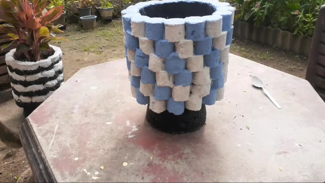 How to make flower pots/cement flower pots