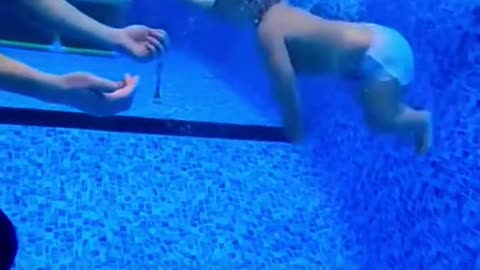 Yang Yueling Leen Water Education Early Extracting From Water Baby